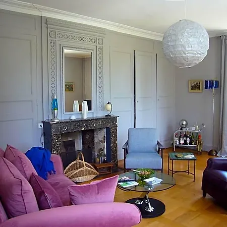 Villa Marambat בית הארחה Marambat