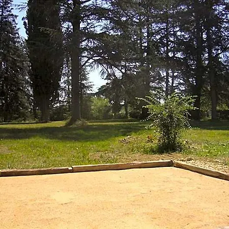 בית הארחה Villa Marambat
