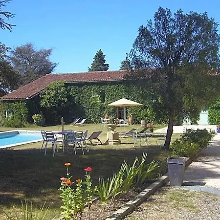 בית הארחה Villa Marambat Marambat